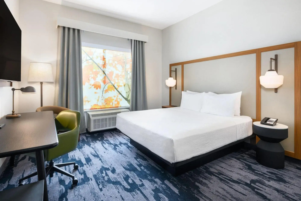 Fairfield by Marriott Inn & Suites Orlando at Millenia