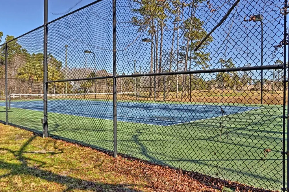 Murrells Inlet Condo w/ Pool Access: Near Beach!