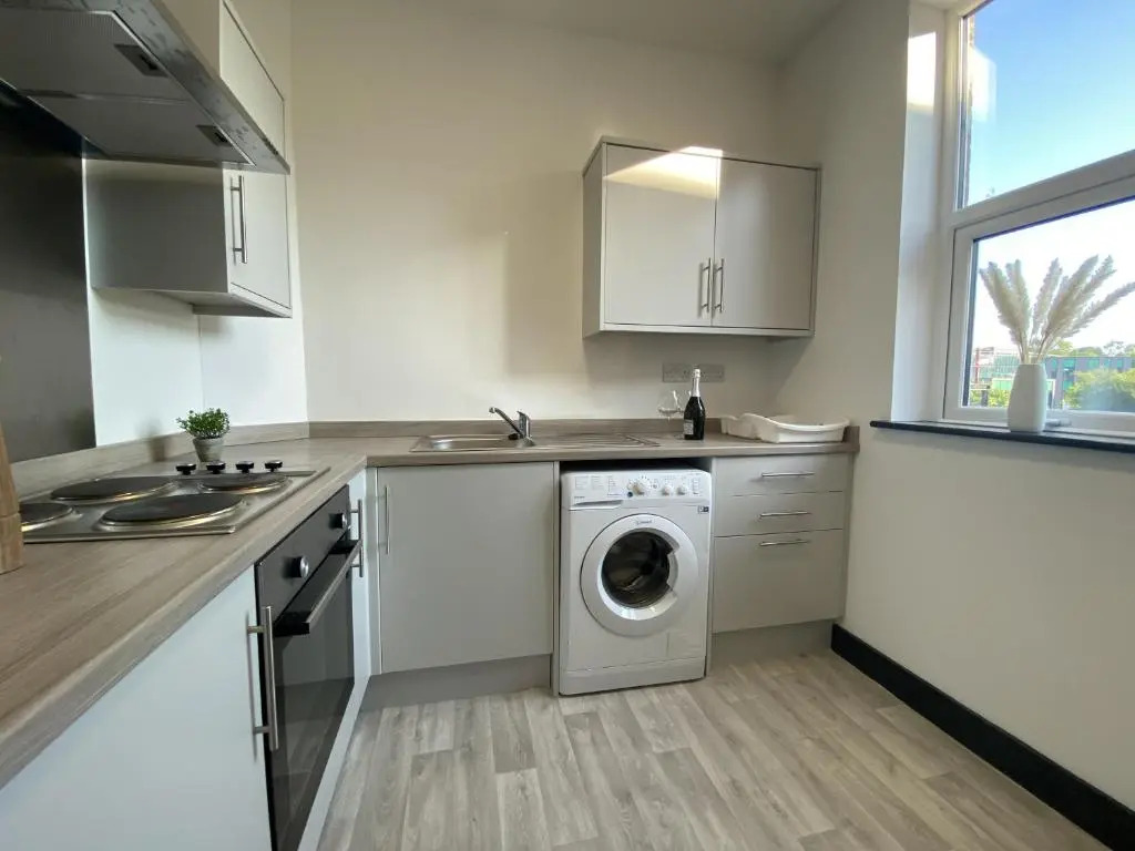 City Center Top Floor Executive Flat