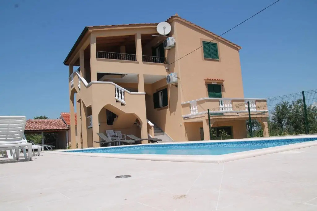 Villa Zvizda