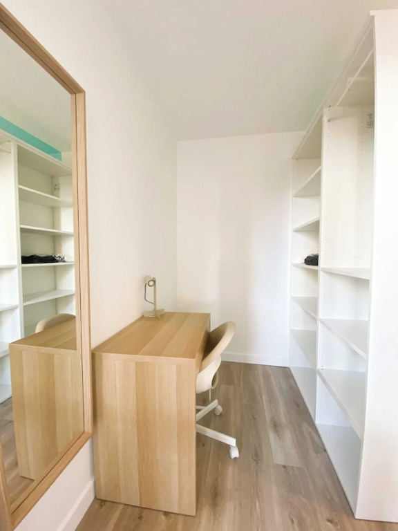 Private Room in Shared Apartment - Villeurbanne