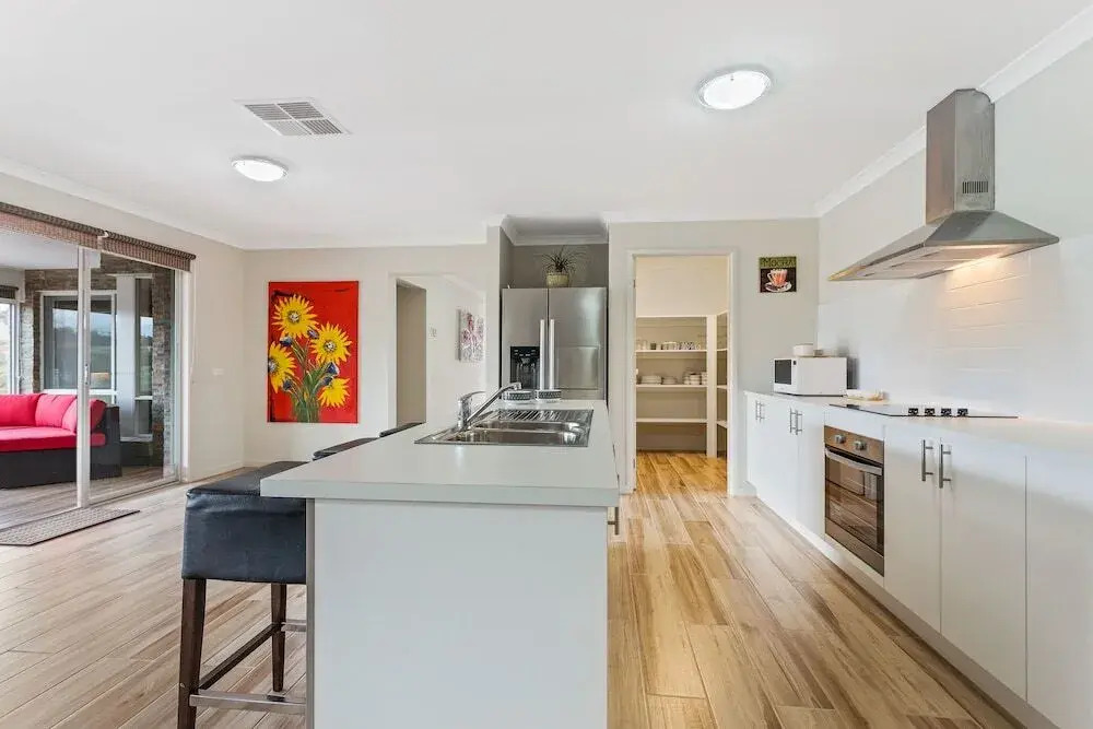 Serviced Houses - Bulla Hill