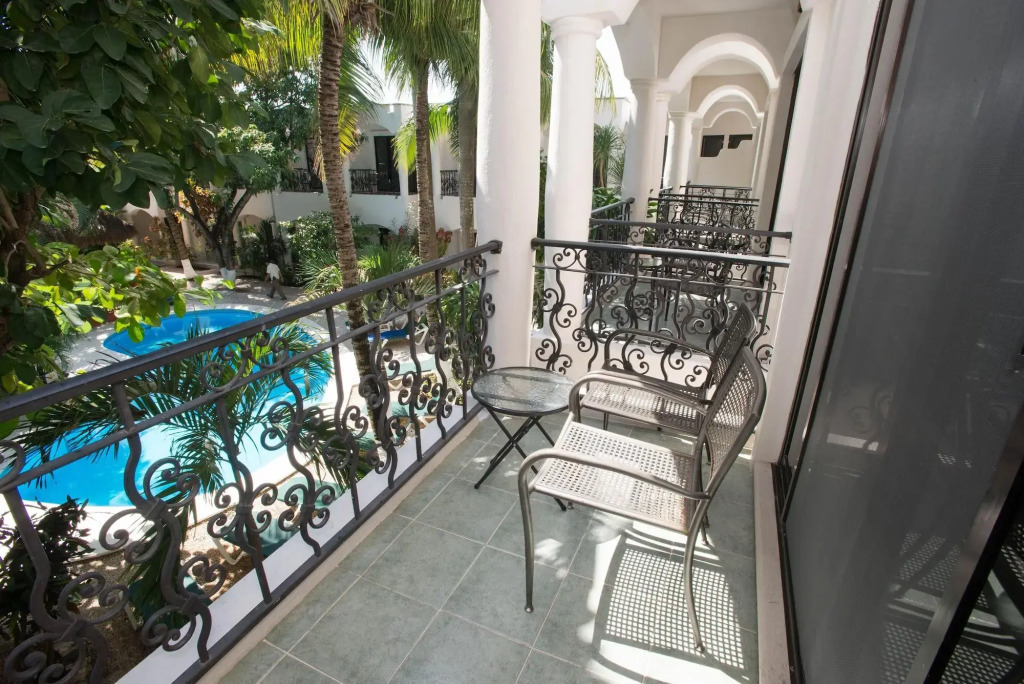 Hacienda Paradise Hotel