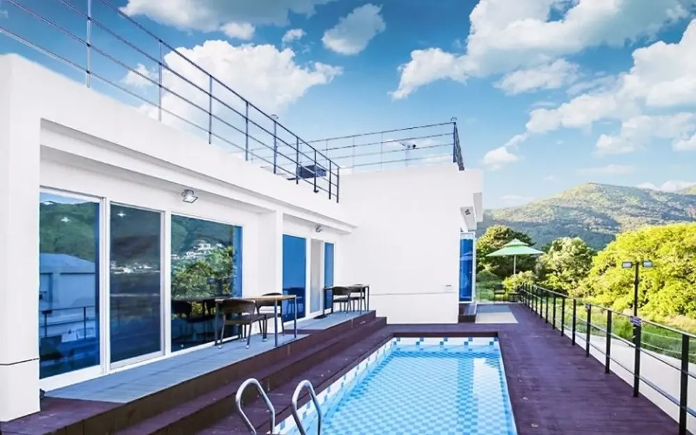 Geoje Star Marine Pool Villa