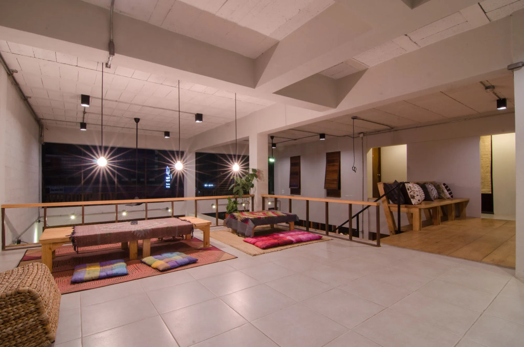 Happynest Inspiring Hostel
