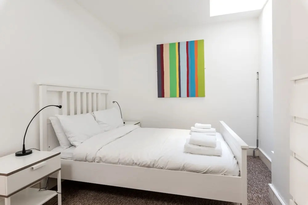 Modern 3 Bedroom Central Brighton House