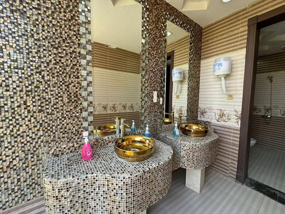 VIP resort chalet 19