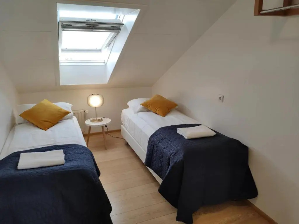 G10 Apartments