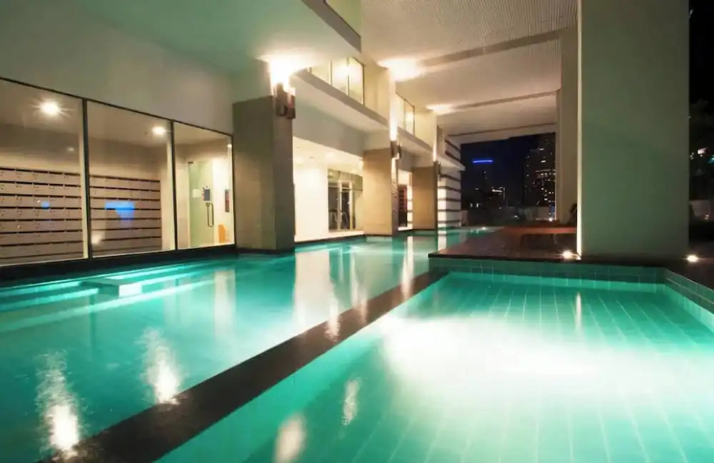 12th Floor Cozy Studio Room, 5-10 Mins Walk to Iconsiam and BTS