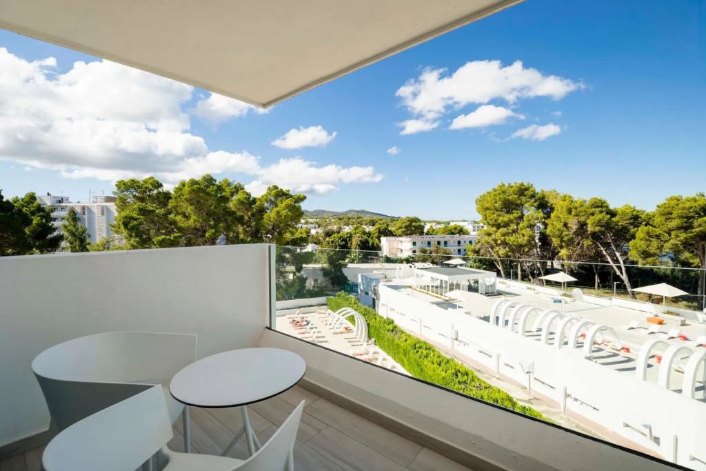 THB Naeco Ibiza