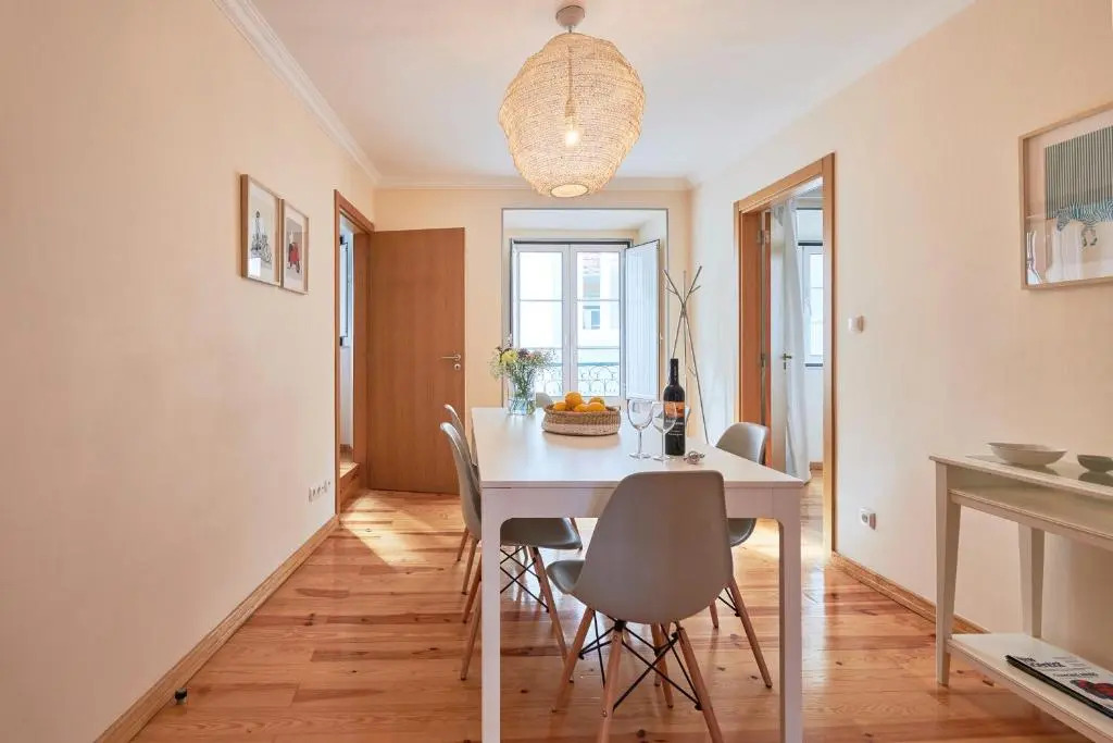 Renovated and Spacious Duplex Apartment With Patio, By TimeCooler