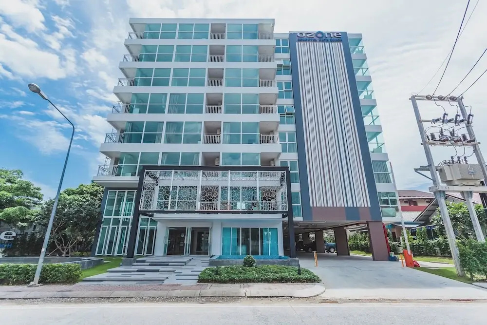 Studio in Ozone Condo in Kata A702