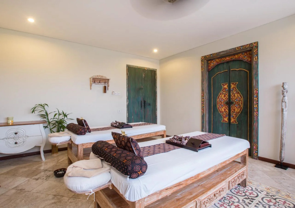 The Royal Purnama Beach Boutique Villas