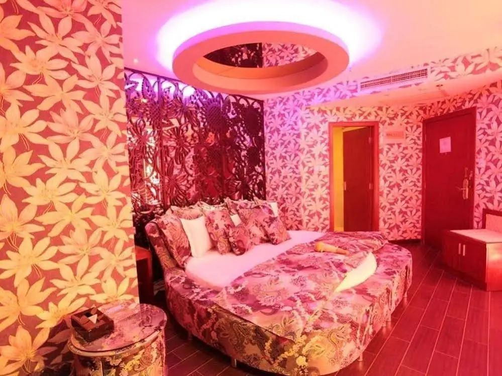 Love Theme Hotel-Shanghai Jingan Branch