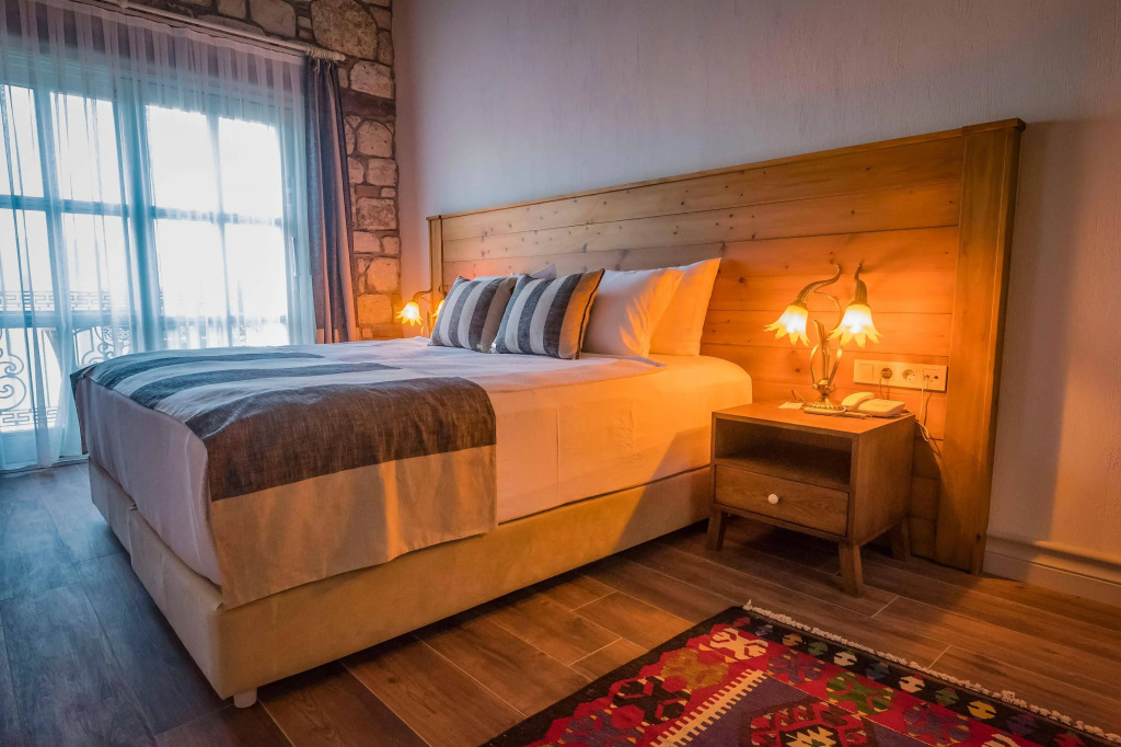 AlaBora Hotel