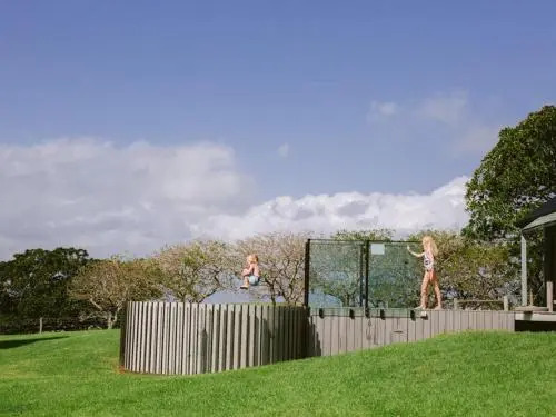 THE SHED Gerroa 4pm checkout on Sundays and Public Holidays