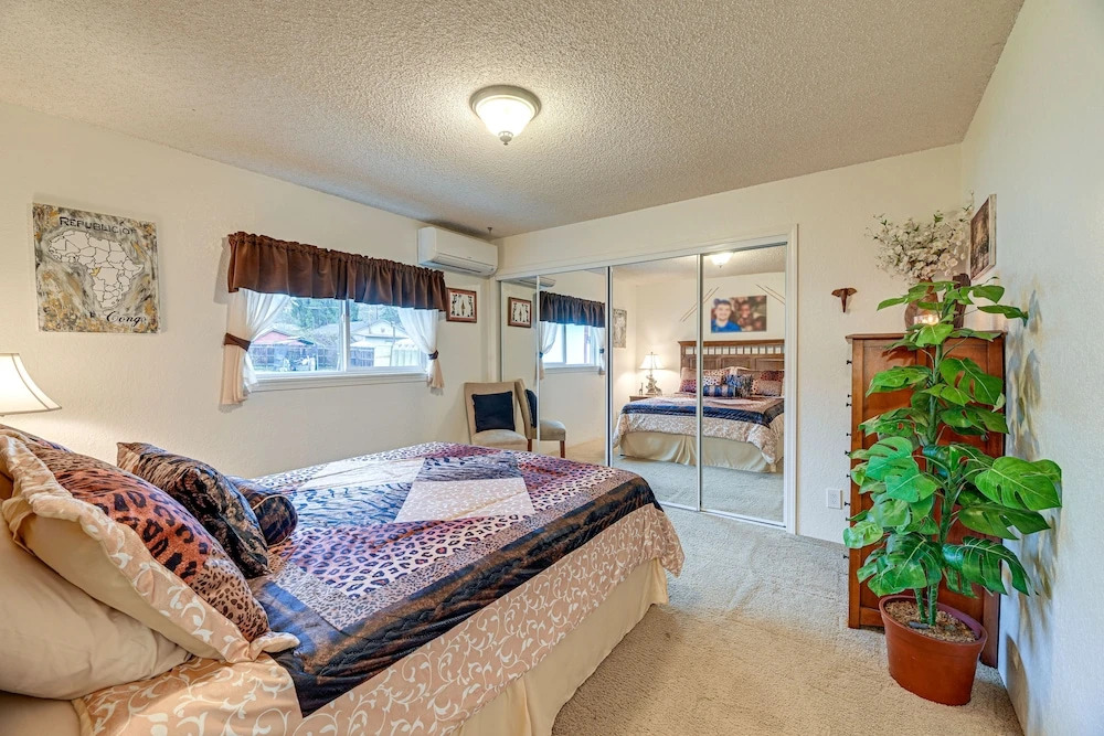 Family-friendly Winston Vacation Rental w/ Deck!
