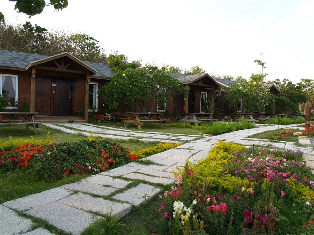 KenTing Stony Brook Nature Farm