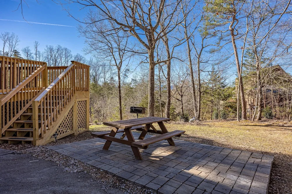 Windsong 2 Br cabin by RedAwning