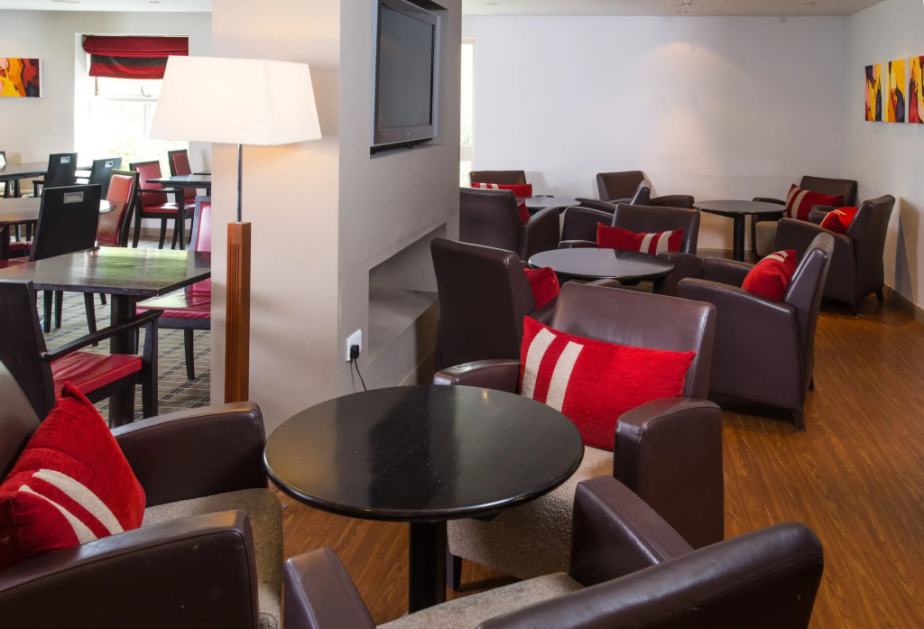 Holiday Inn Express Exeter