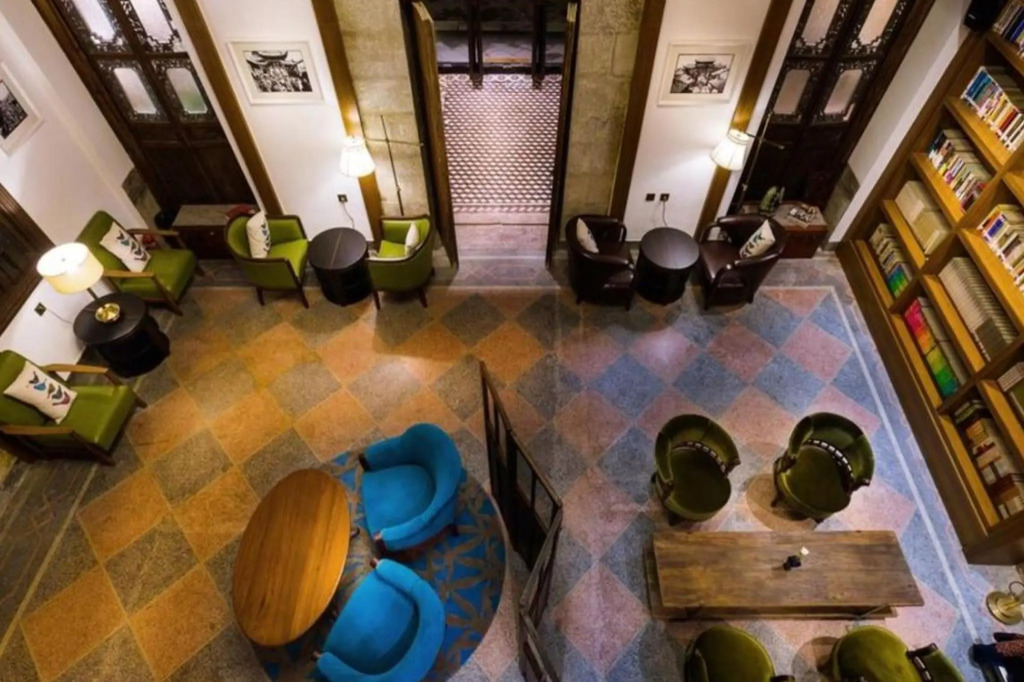 Silver Chest Boutique Hotel