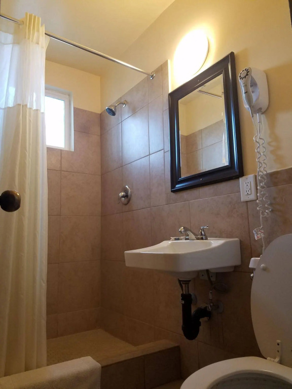 Del Aire Inn LAX