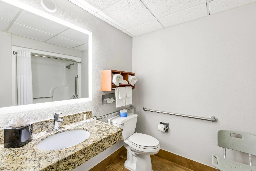 Quality Inn & Suites Richburg I-77