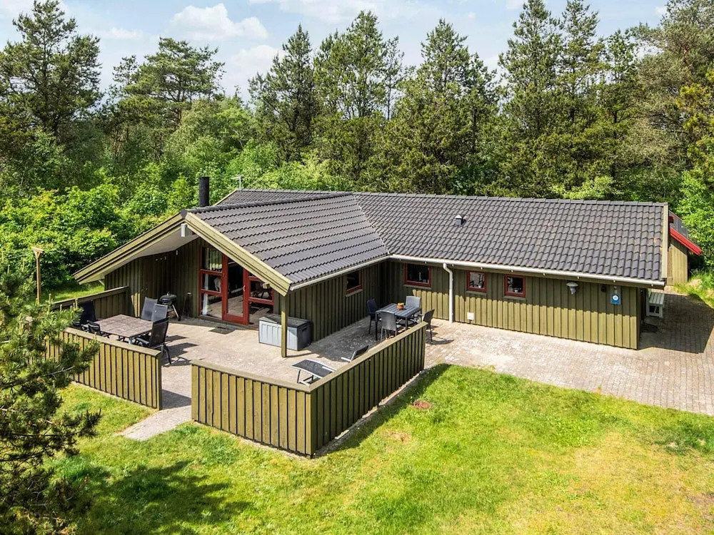8 Person Holiday Home in Norre Nebel