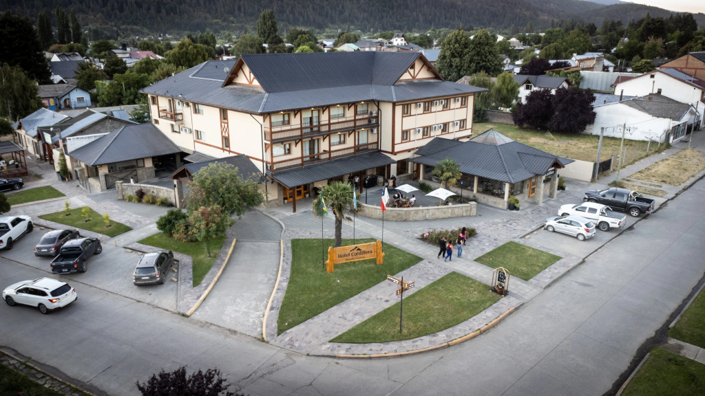 Hotel Cordillera