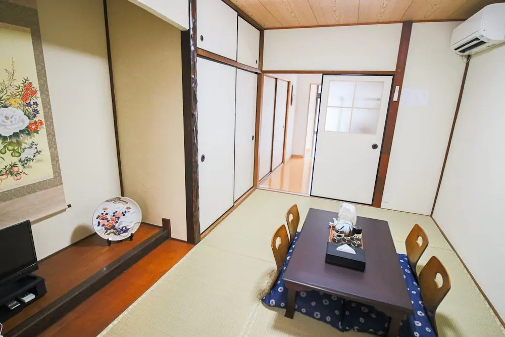 Lindo House Osaka Terada-cho