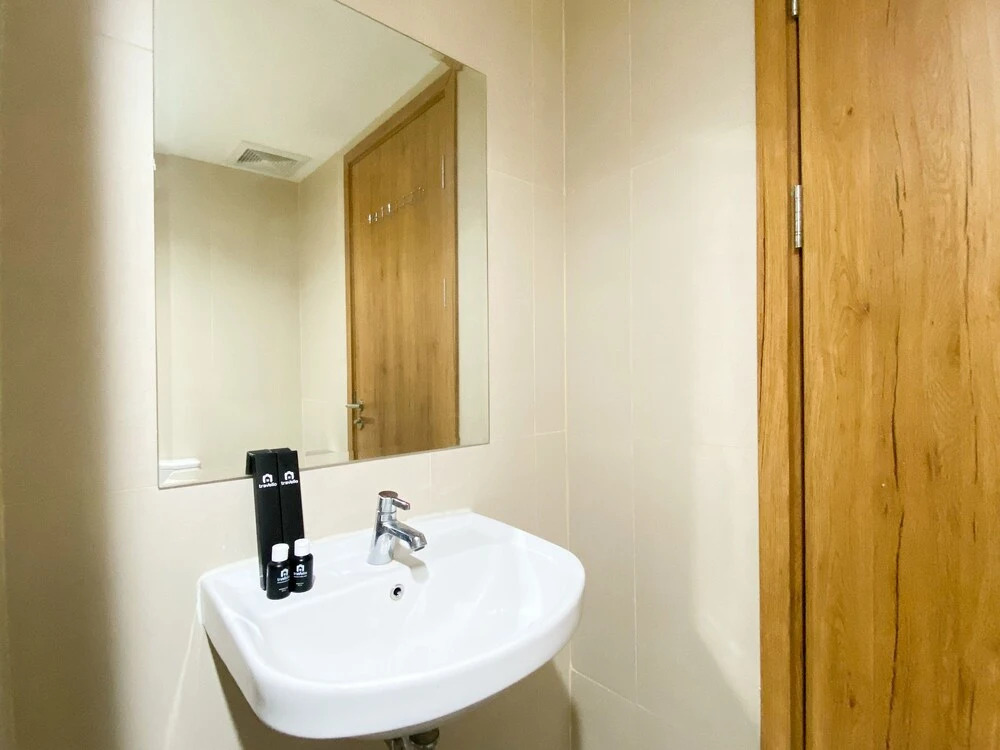 Comfort 1BR at LRT City Jatibening Apartment