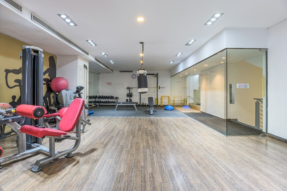 Sirene 1-BR Apt Pool & Gym in Gemmayze