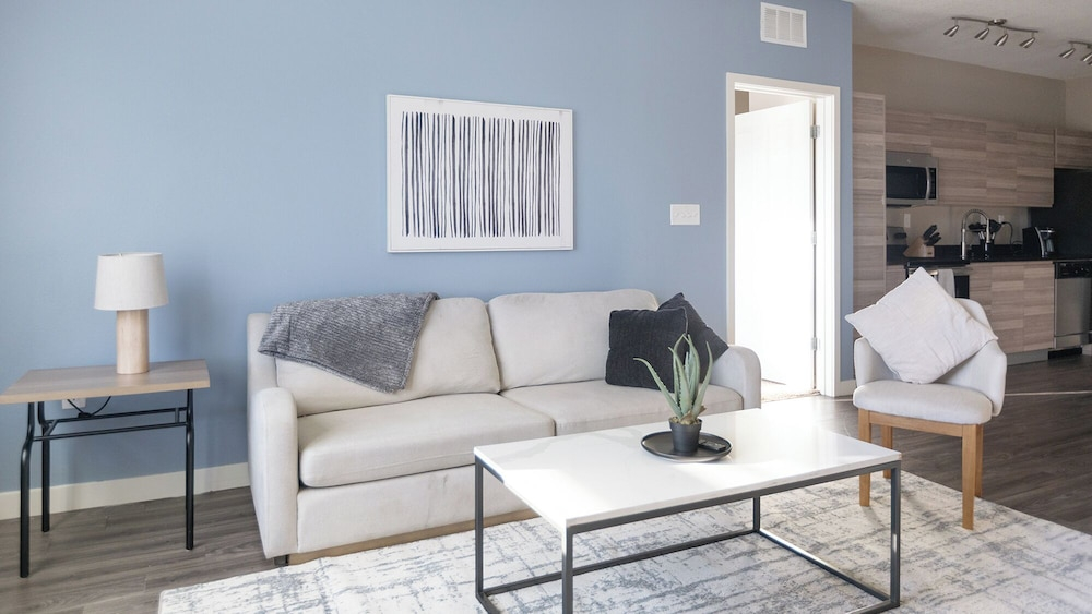 Landing Amazing 1bd, Gym, Yoga Studio
