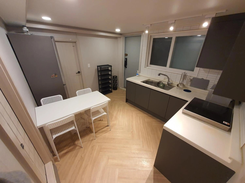 Dawoo House 1 in Hongdae
