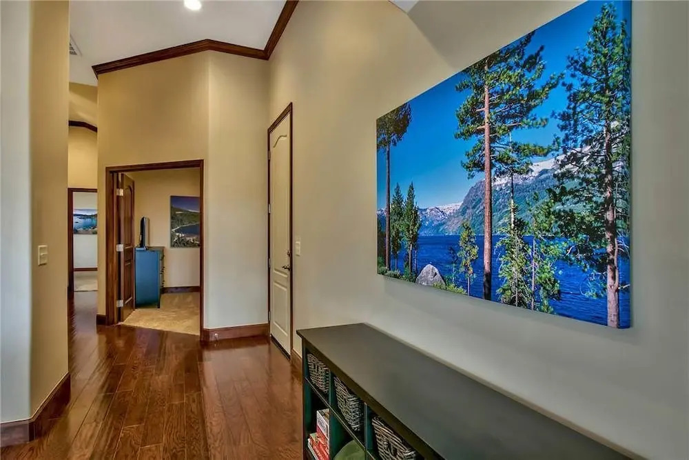Conifer - 3 Br condo by RedAwning