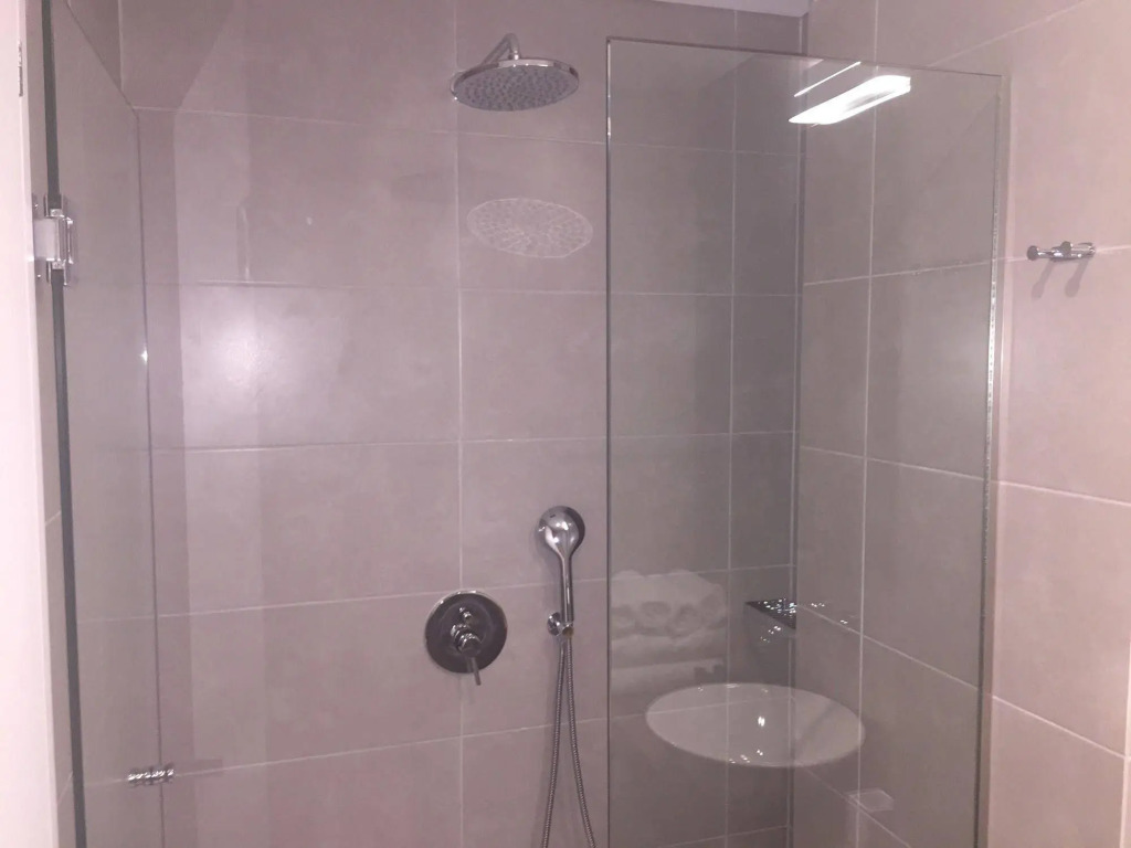 Ansi Apartments