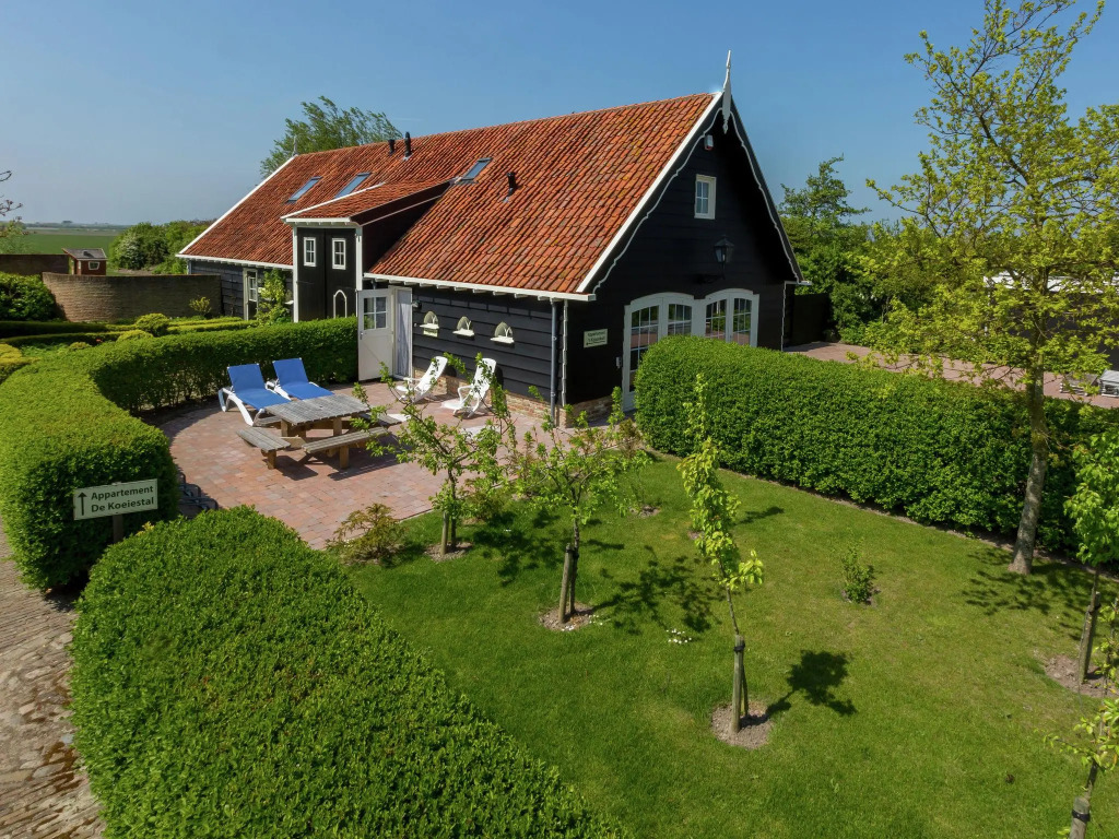 Very attractive holiday home near the beach of Westkapelle