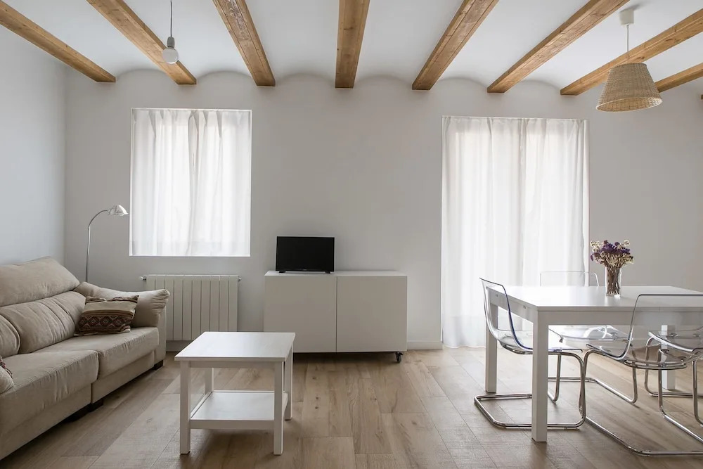 ApartUP L' Almoina