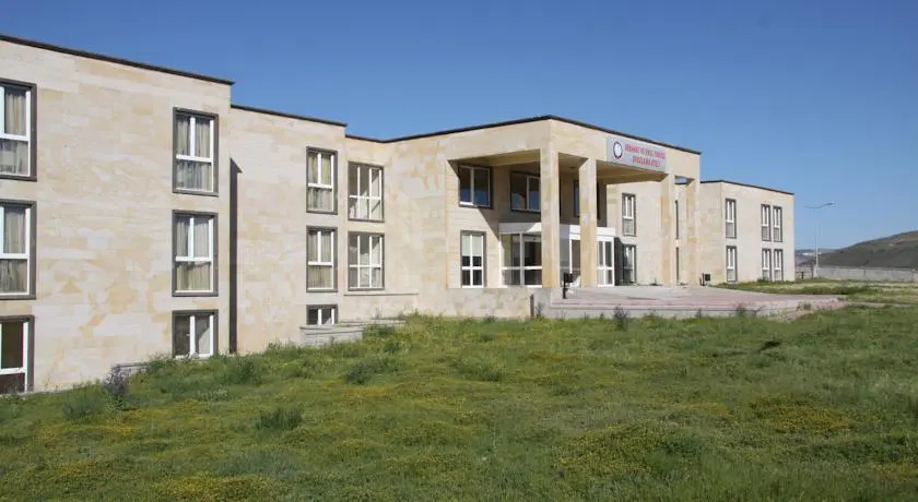 Uset Hotel
