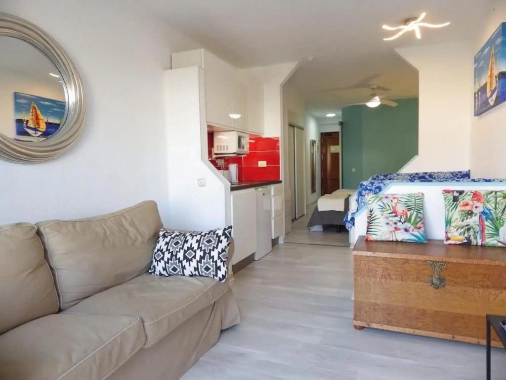 Centrally Located Mountain View Studio