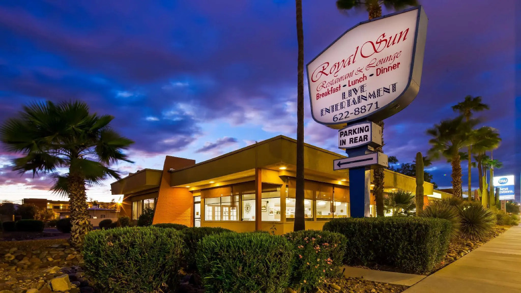 Royal Sun Hotel & Suites