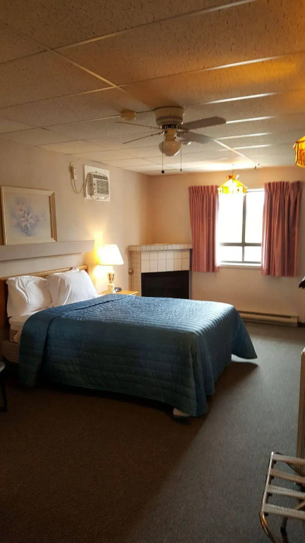 Crystal Inn