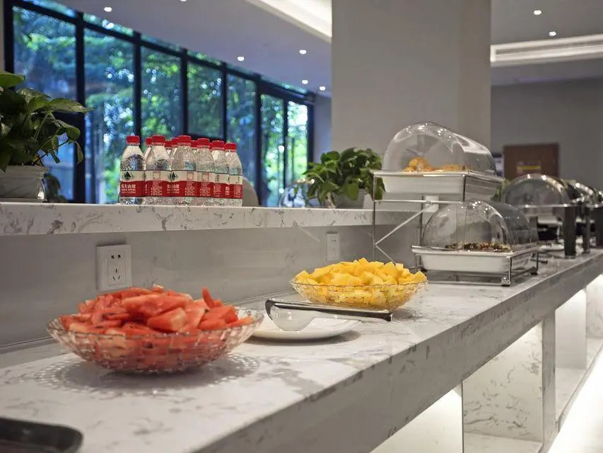 Yuhuayuan Design Hotel (Haizhou Meilan Airport Hongzhou Jiangshan)