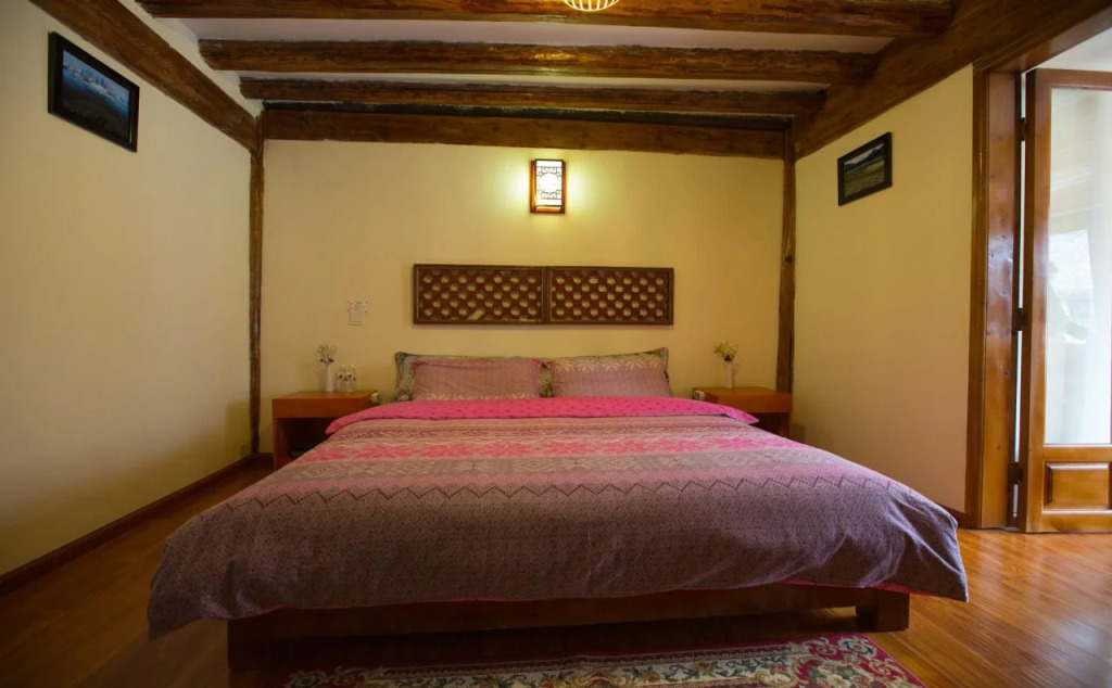 Shangri-La Namcha Bhawa Inn