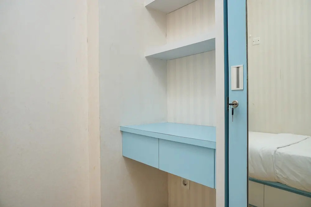 Gorgeous 2BR Green Pramuka Apartment