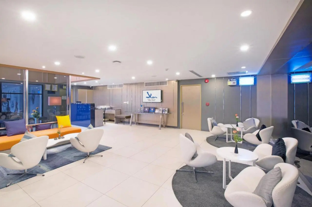 Xen Hotel Nakhon Pathom - SHA PLUS