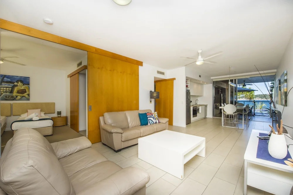 1 Bright Point Apartment 2104