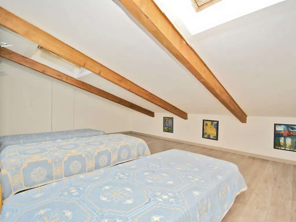 Villa in Crillon-le-brave Near Mont Ventoux