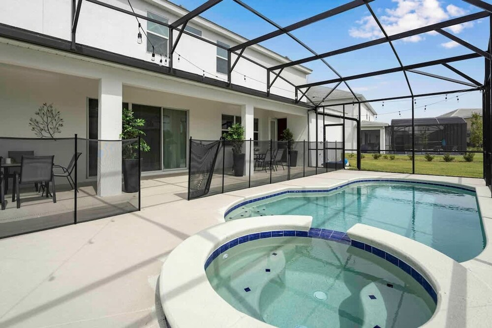NBA Dream Mansion 15BR Luxury Villa w Pool