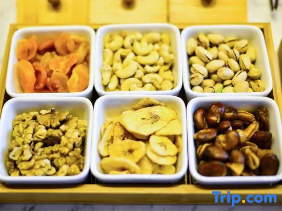 Atour Light Hotel Shenyang Tiexi Plaza Wanxianghui